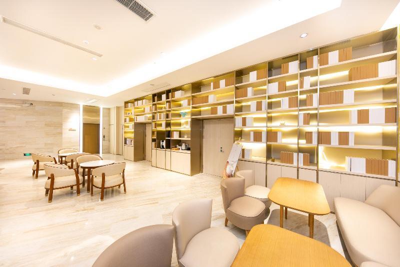 Нанкин: Ji Hotel Nanjing Zhujiang Road Beimen Bridge