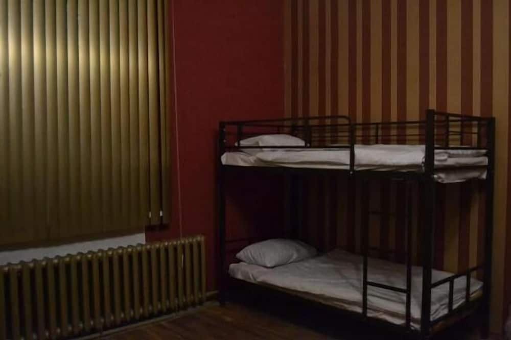Санкт-Петербург: Hostel812