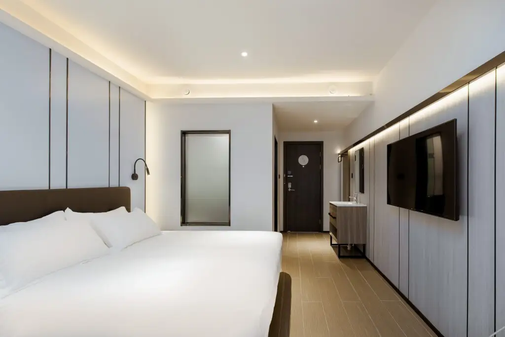 Циндао: Hi Inn Qingdao Jimo Baolong Plaza