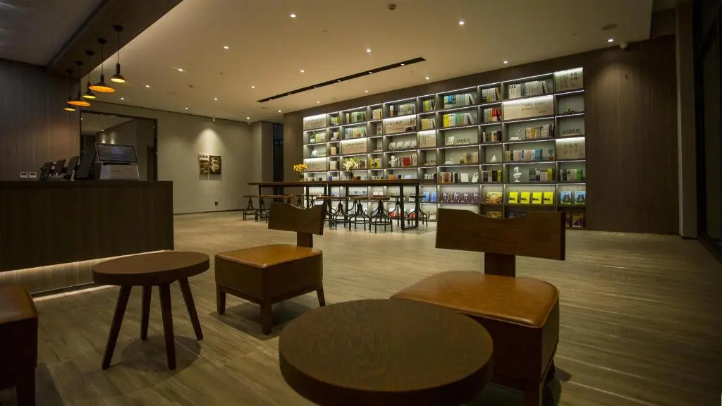 Линьдунсичэн: Hanting Hotel Chifeng Lindong Fushan Park