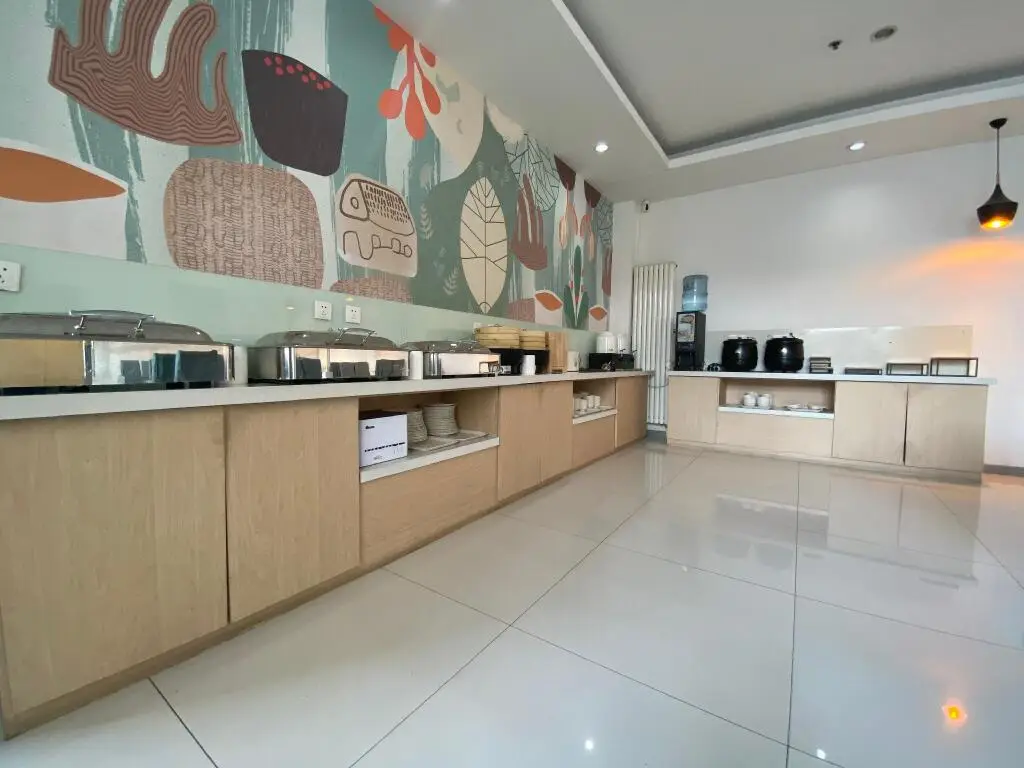 Циндао: Hanting Hotel Qingdao Jiaonan West Coast Bus Terminal