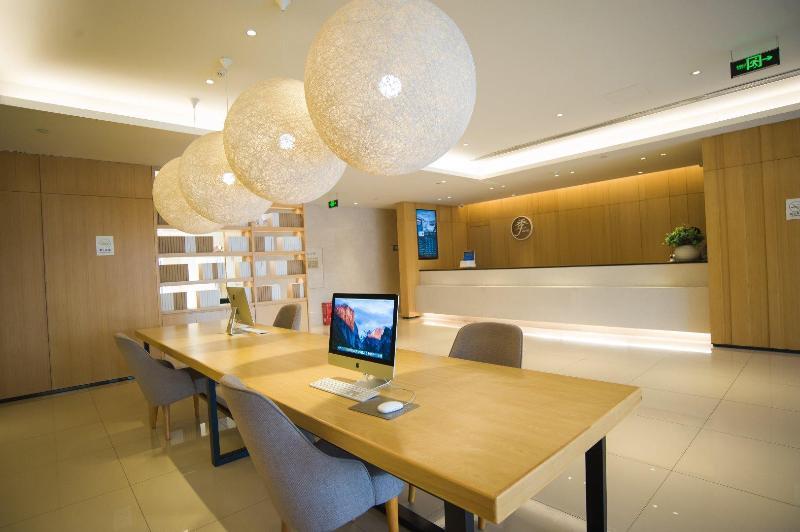 Кайфын: Ji Hotel Kaifeng Jinming Plaza