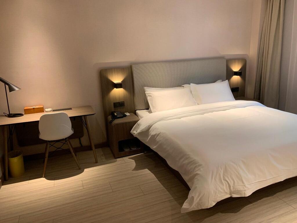 Цзаочжуан: Hanting Hotel Tengzhou Longquan Road