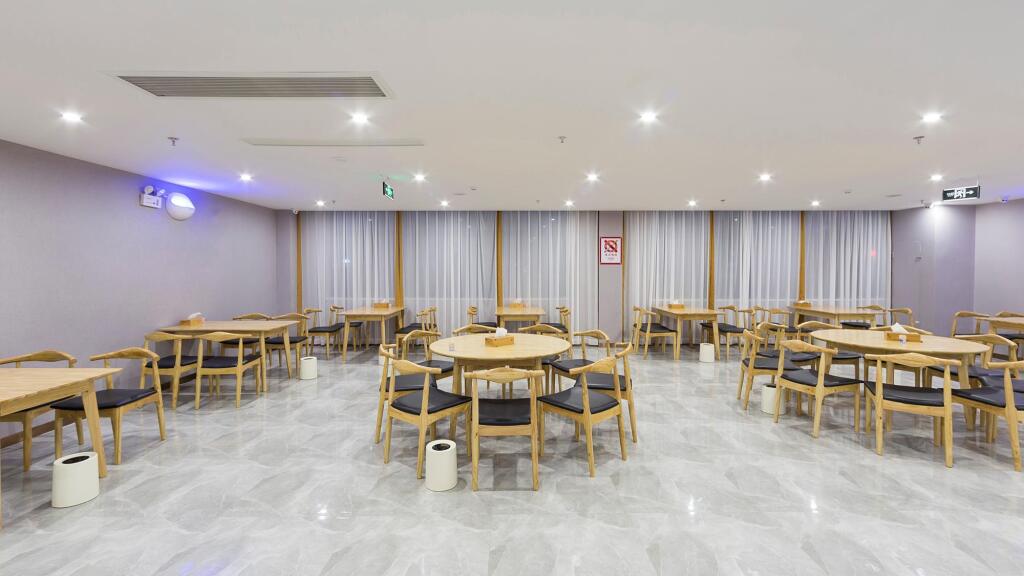 Бочжоу: Starway Hotel Bozhou Chunyu Motor City