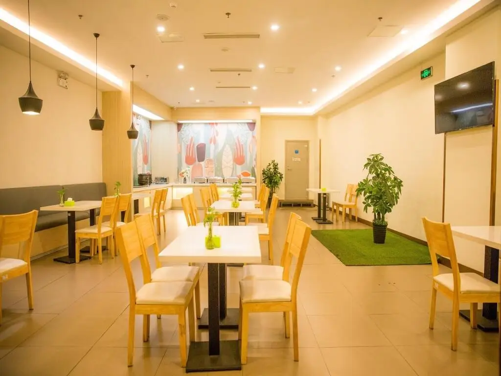 Линьи: Hanting Hotel Linyi Fei County Blue Harbor