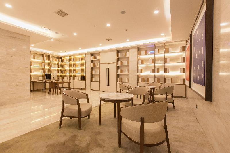 Ухань: Ji Hotel Wuhan Wuchang Zhongnan Road
