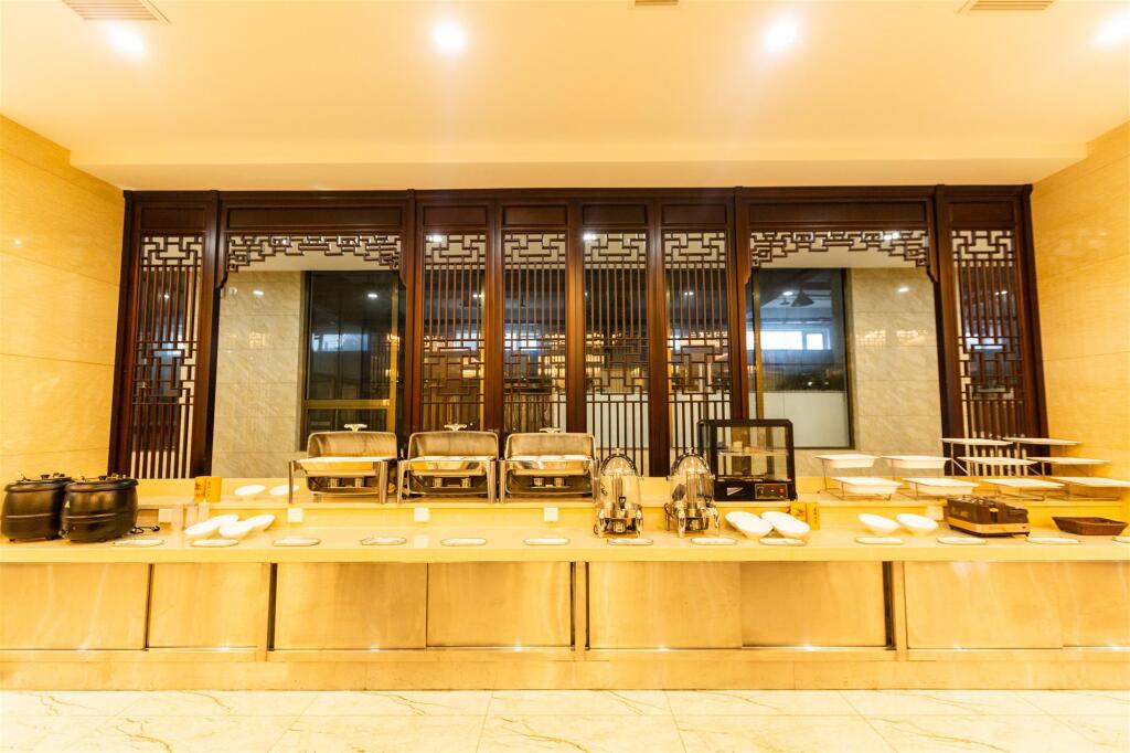 Синьян: Starway Hotel Xinyang Beili Jiaoqiao
