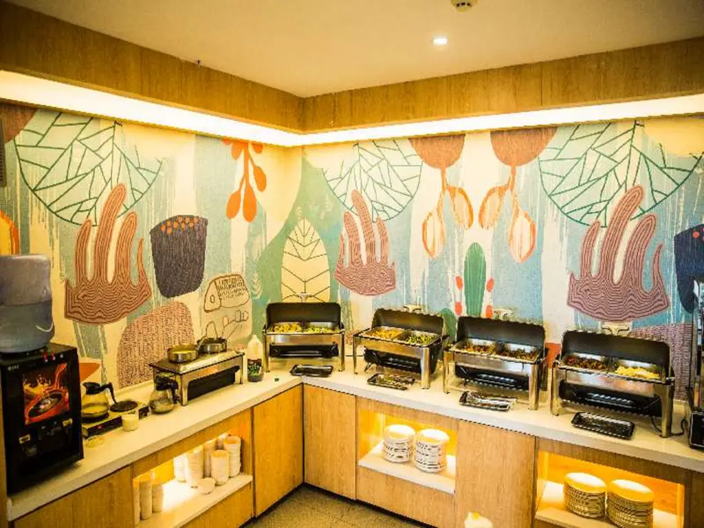 Чжоукоу: Hanting Hotel Zhoukou Wuyi Square