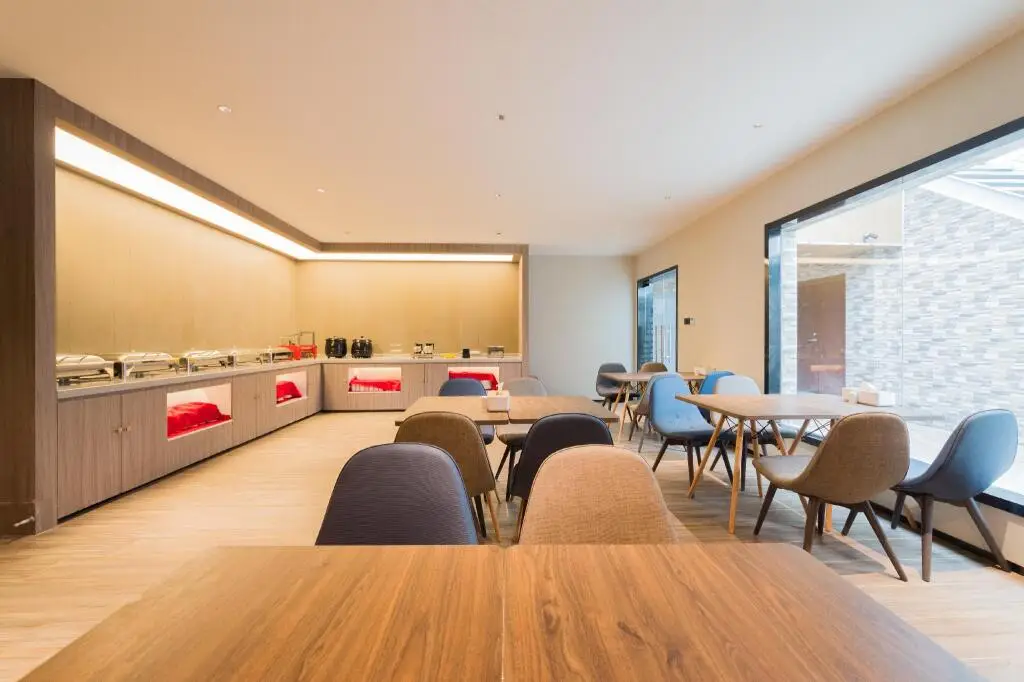 Уси: Hanting Hotel Wuxi Lingshan Scenic Spot