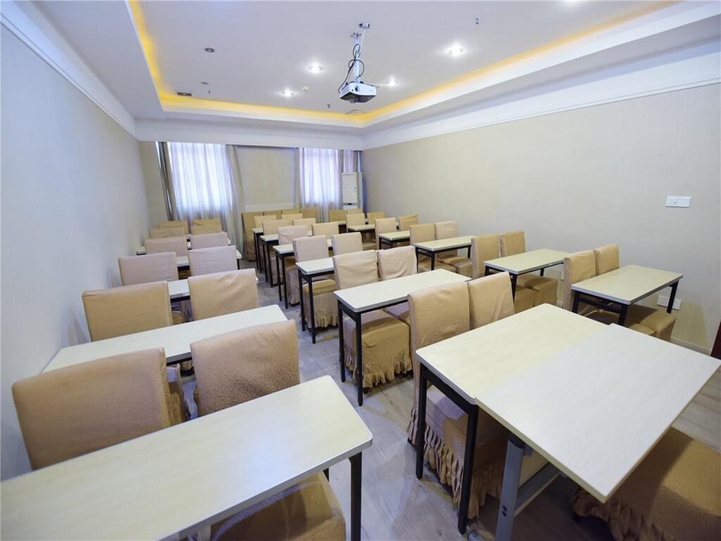 Нанкин: Elan Inn Nanjing Jiangning Longmian Avenue Metro Station