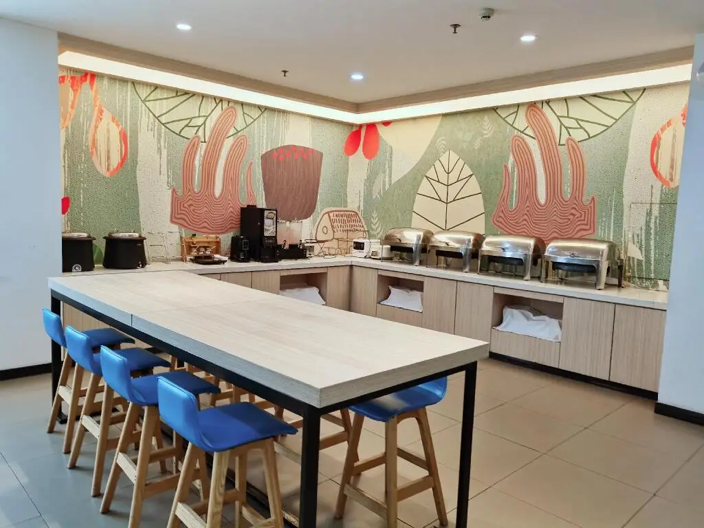 Сюйчжоу: Hanting Hotel Mingguang Runxi City Square
