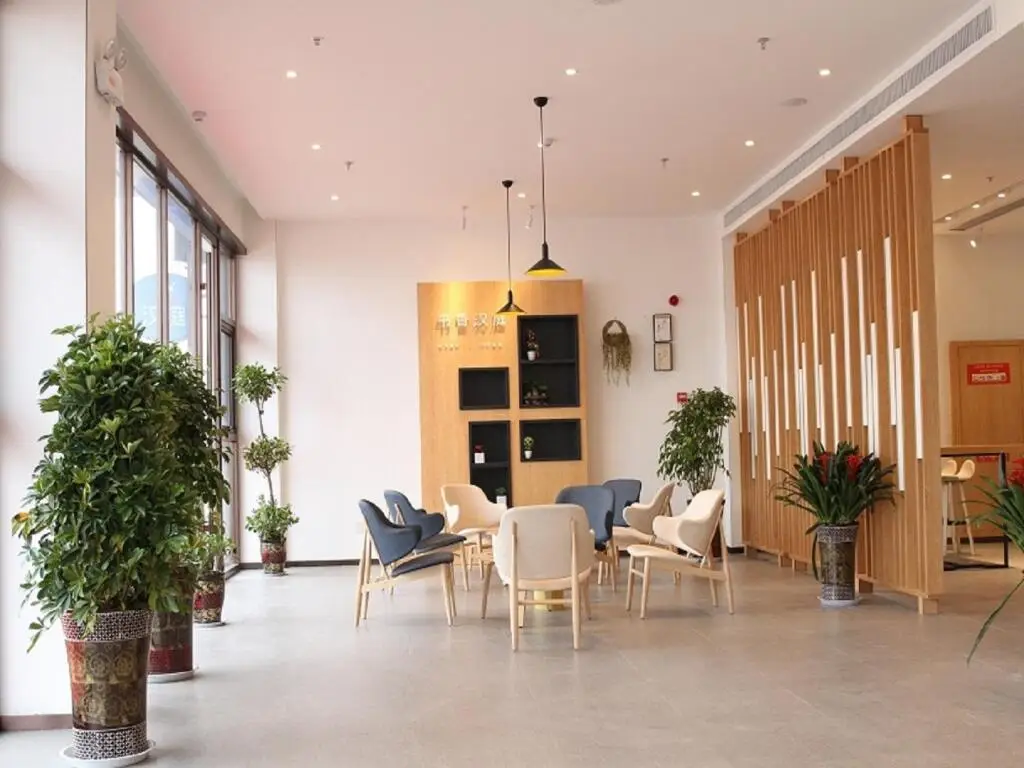 Фуян: Hanting Hotel Fuyang Linyi Trade City