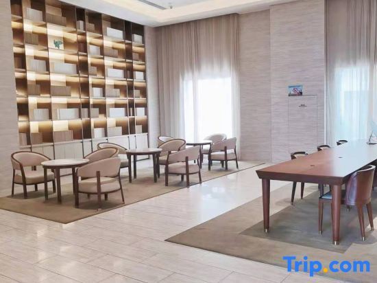 Чжанъе: Ji Hotel Zhangye West Station