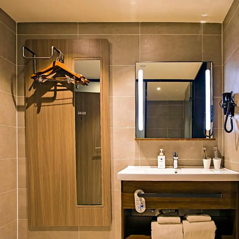 Хецзе: Hanting Hotel Heze Chengwu