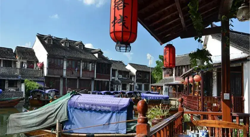 Шанхай: Zhou Zhuang Zhen Feng Inn