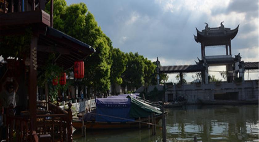 Шанхай: Zhou Zhuang Zhen Feng Inn