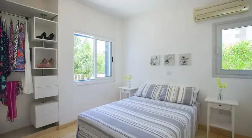 Протарас: Thalia Villa
