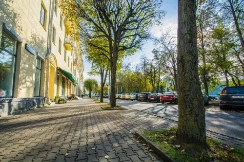Минск: Aparton Karla Marksa Ulitsa