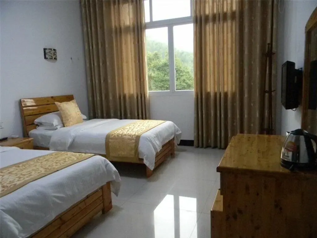 Жангжоу: Nanjing Tulou Wanshun Inn