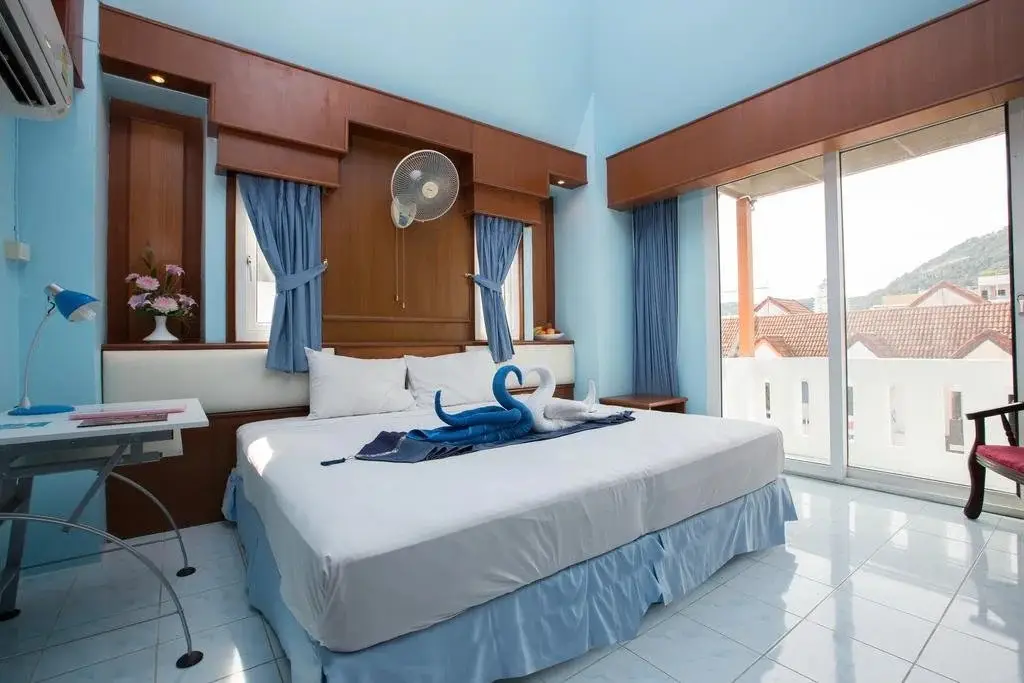 Кату: Sundowners Guesthouse