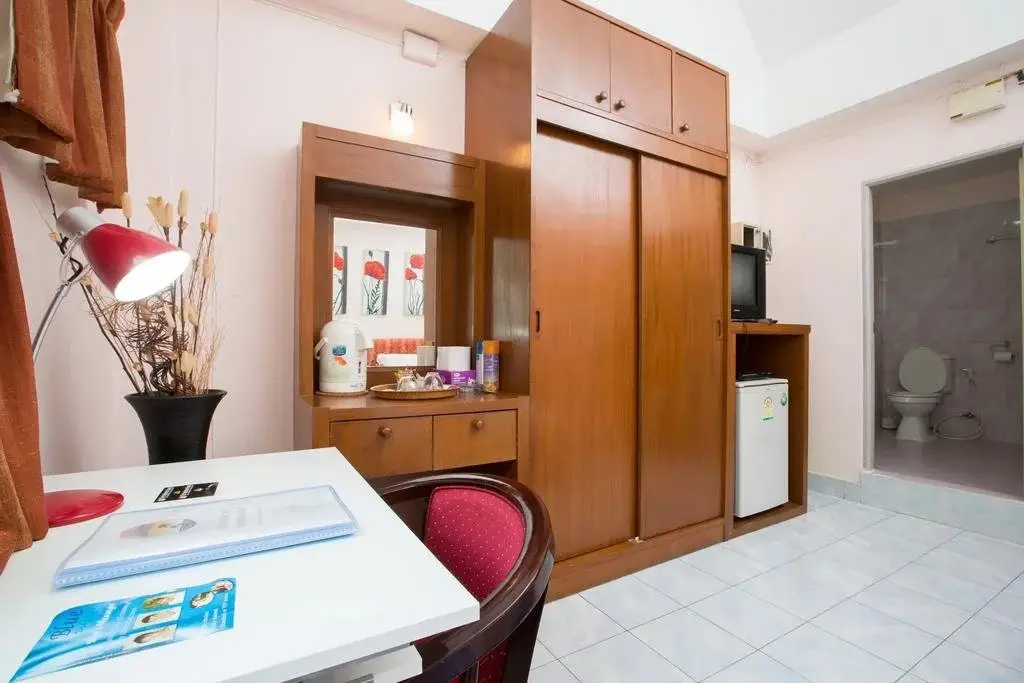Кату: Sundowners Guesthouse