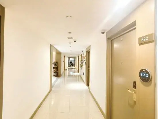 Чэнду: Changle Holiday Hotel(Chengdu New Exhibition Center)