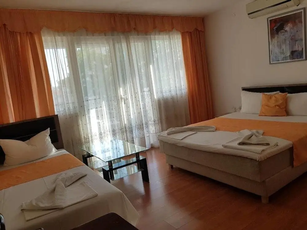 Будва: Saki Apartments