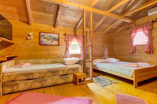Бульярица: Eco Houses Drvljanik Buljarica