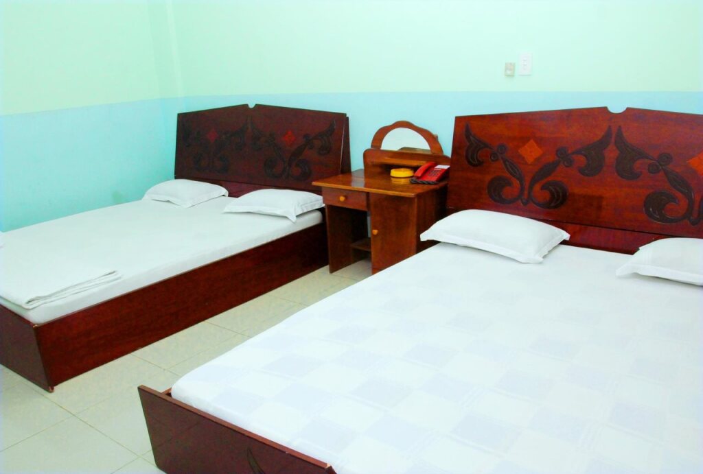 Тхузаумот: Nhiet Doi Hotel