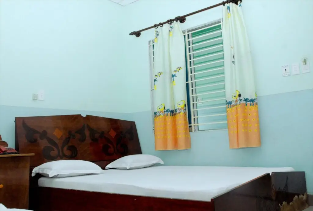 Тхузаумот: Nhiet Doi Hotel