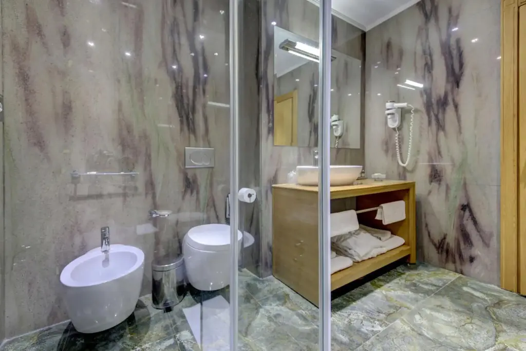 Доброта: Hotel Vardar Kotor