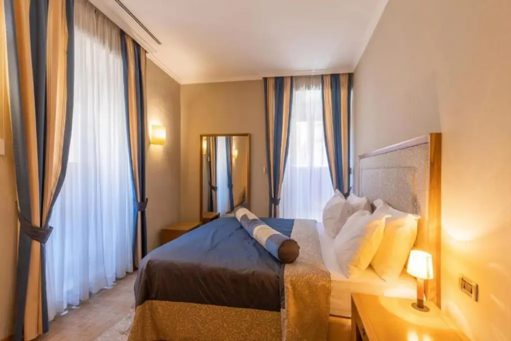 Доброта: Hotel Vardar Kotor