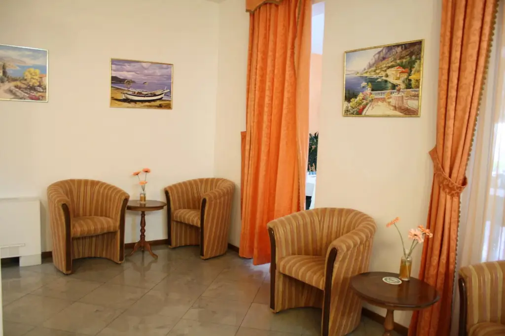 Петровац: Hotel Danica