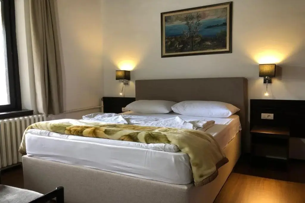 Андриевица: Hotel Komovi
