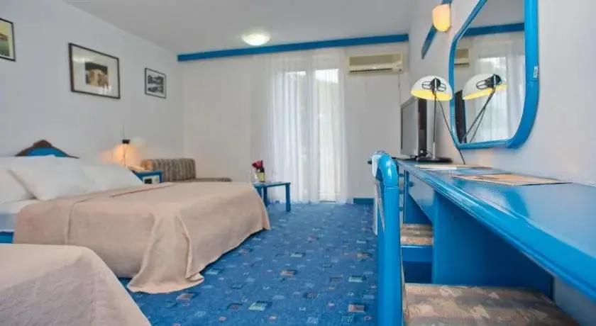 Будва: Hotel Mogren