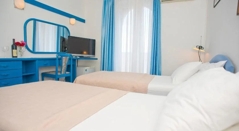 Будва: Hotel Mogren