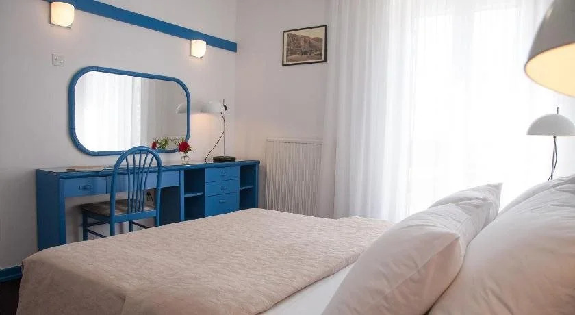Будва: Hotel Mogren