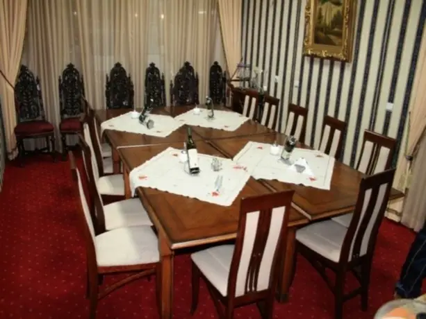 Подгорица: Hotel Kostas