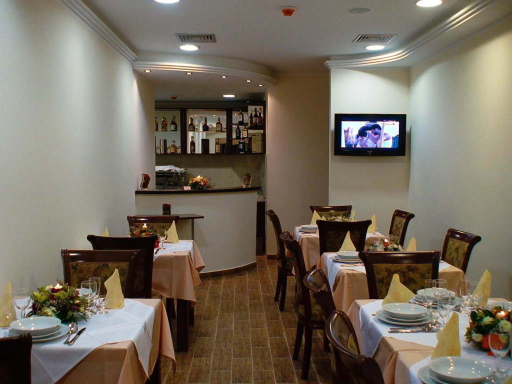 Подгорица: Hotel BaMBiS