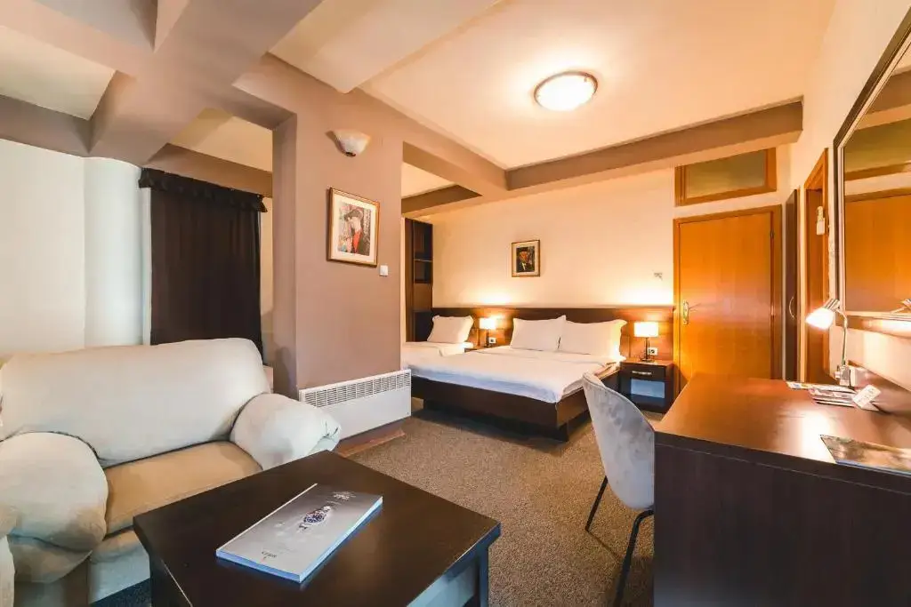 Подгорица: Keto Hotel