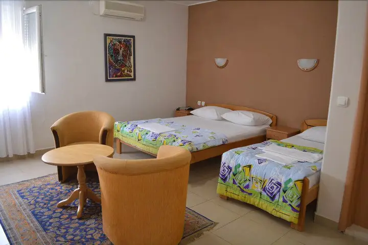Будва: Hotel Kangaroo