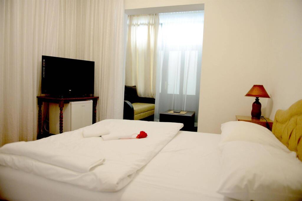 Будва: Hotel Sanja