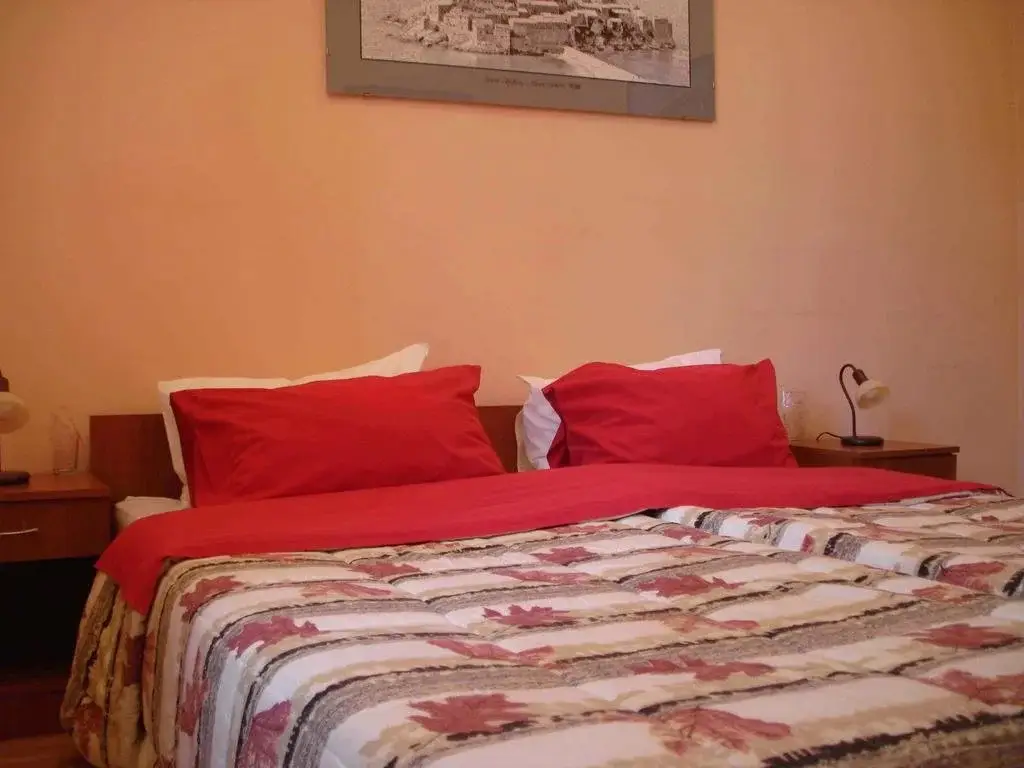 Цетине: Hotel Sport IN