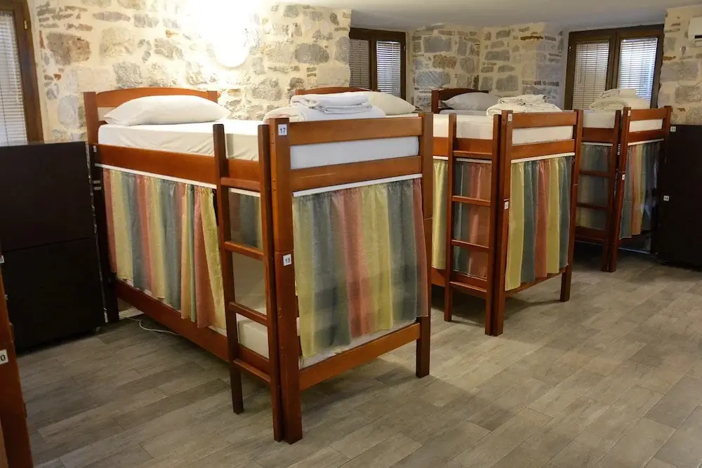 Доброта: Montenegro Backpackers Home Kotor