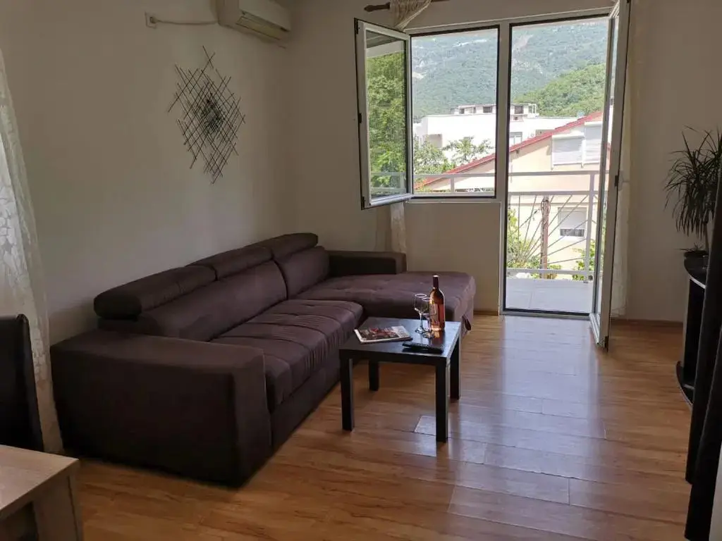 Бечичи: Apartments Nikčević