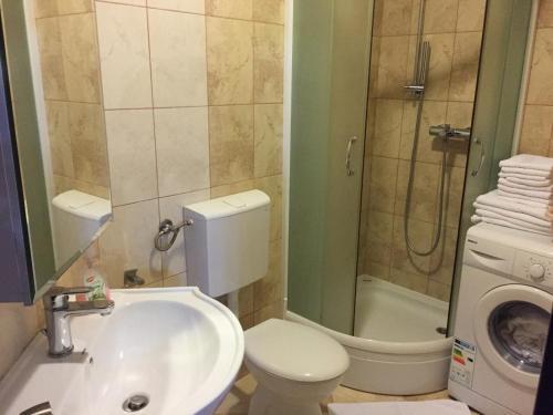 Тиват: Nina Apartments