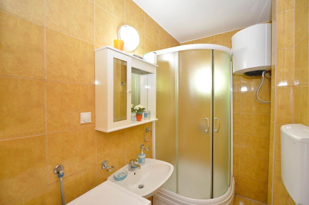 Доброта: Apartments Saint Stasije