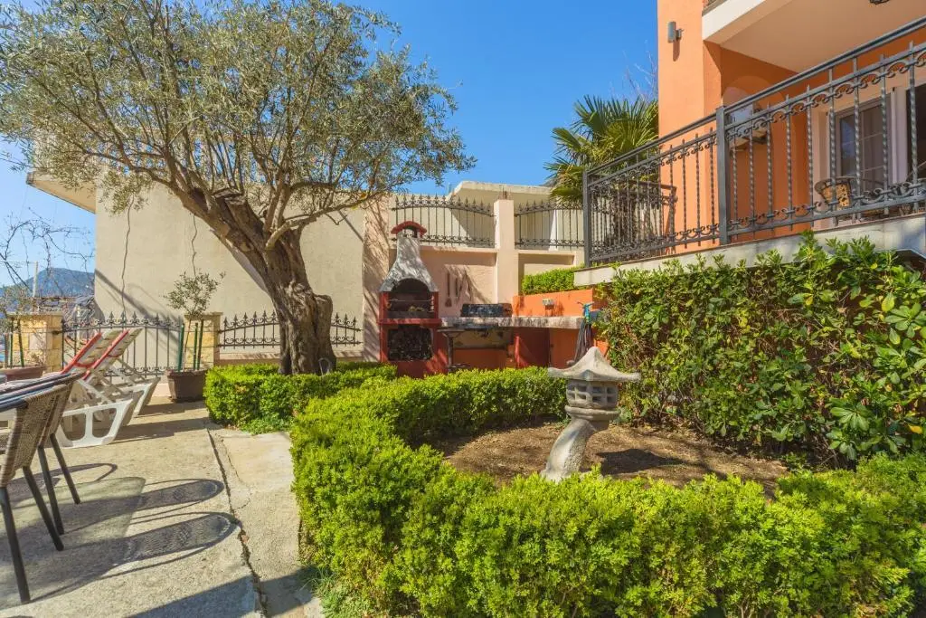 Сутоморе: Villa Nena Apartments