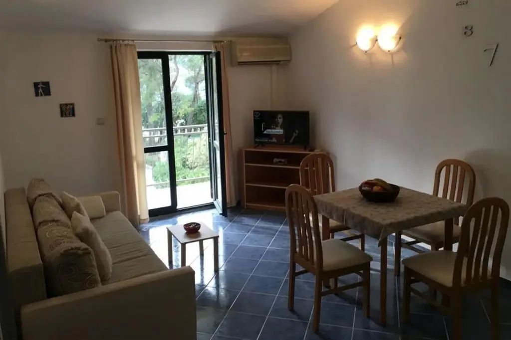 Доброта: Apartments Vojvoda