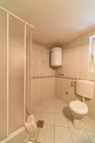 Свети-Стефан: Apartmani Steni